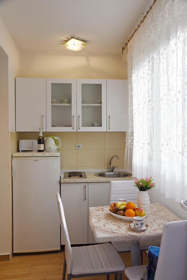 Apartments & Rooms Jelka โกตอร์ ภายนอก รูปภาพ